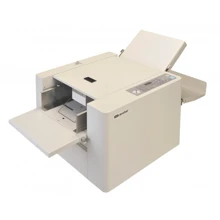 Skládačka Uchida AeroFold Plus se vzduchovým podáváním