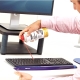 	Stlačený vzduch Fellowes na čištění, použití v libovolné poloze 200 ml